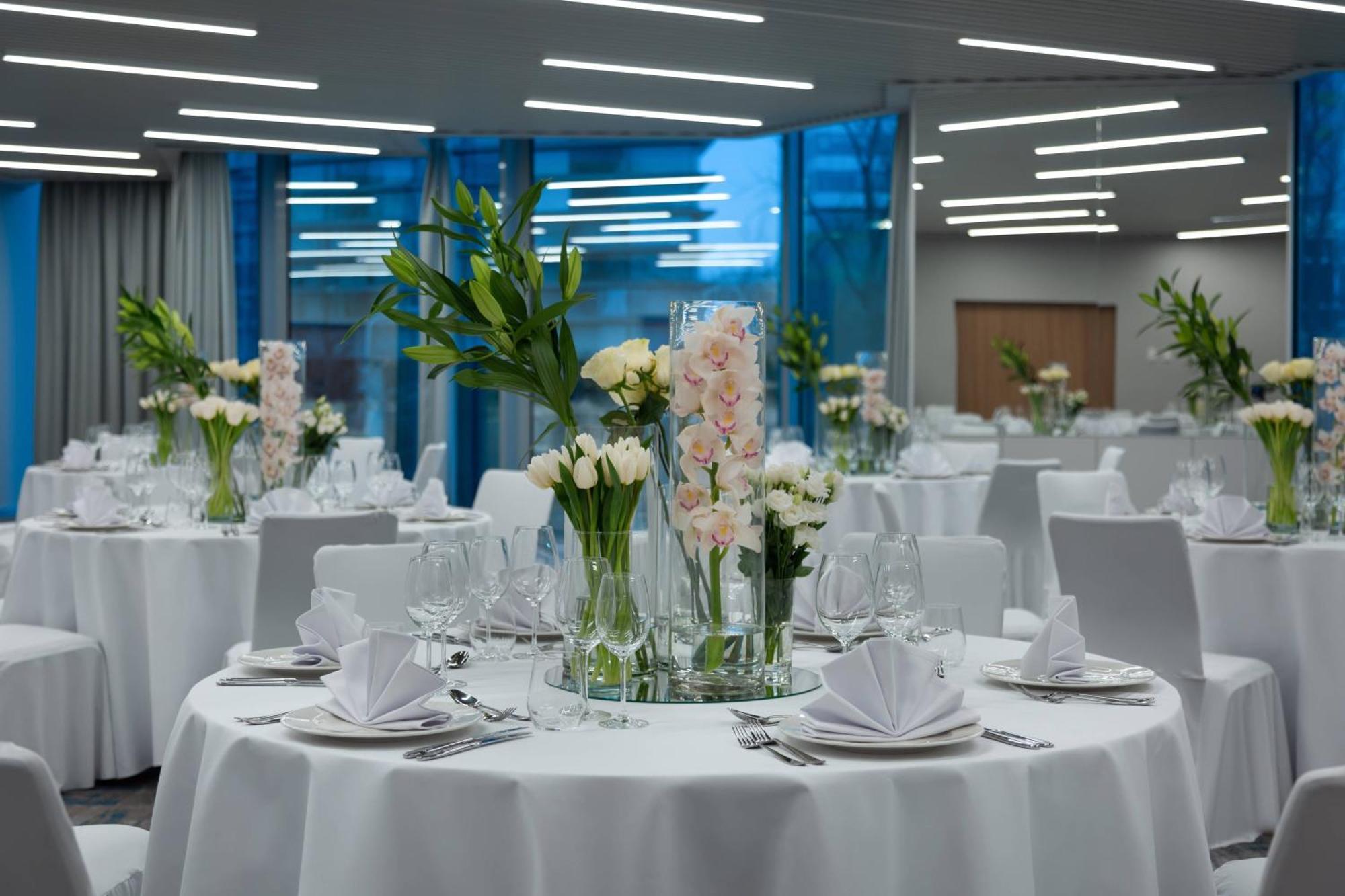 Courtyard By Marriott Bucharest Floreasca Extérieur photo