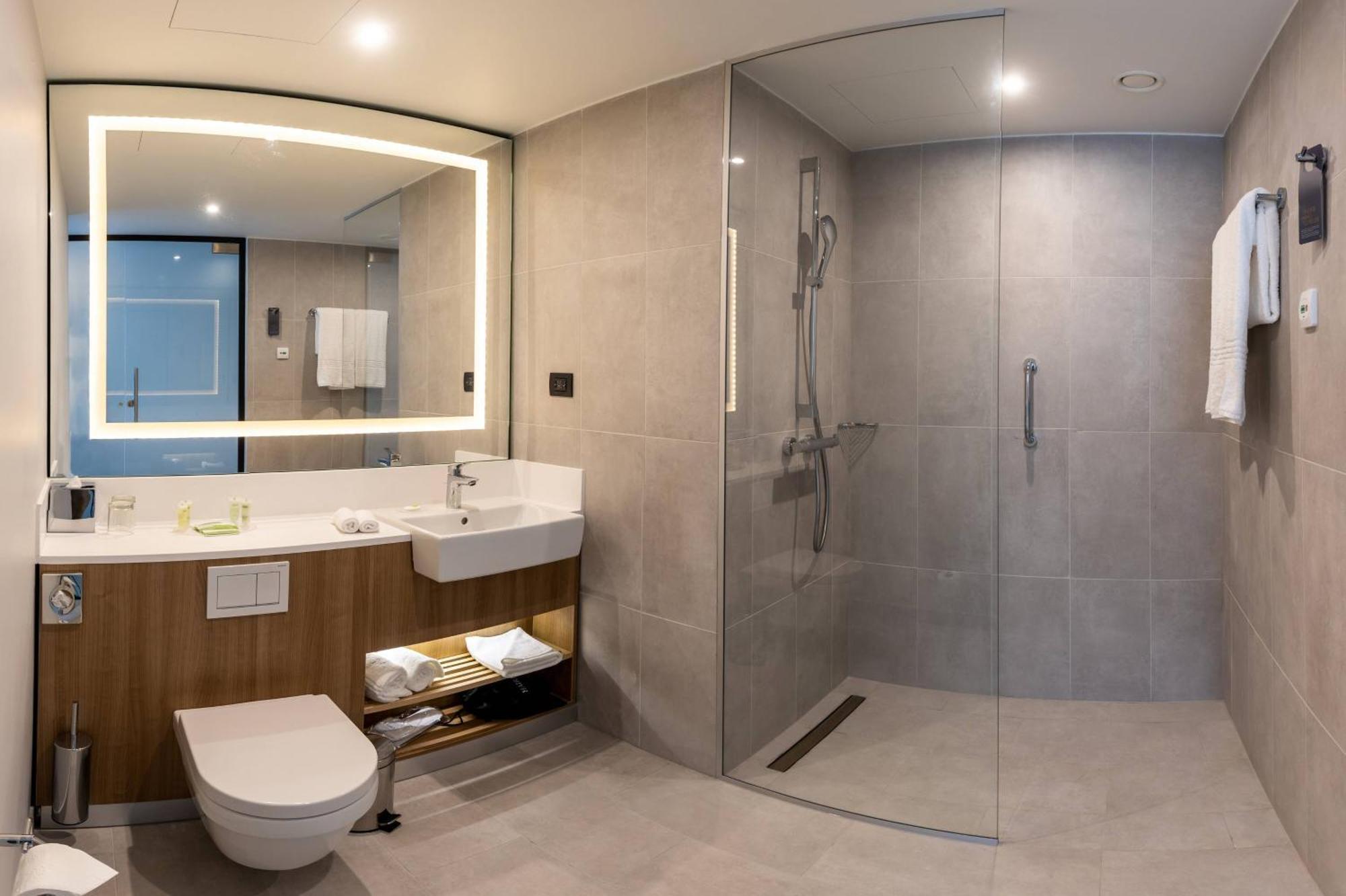 Courtyard By Marriott Bucharest Floreasca Extérieur photo